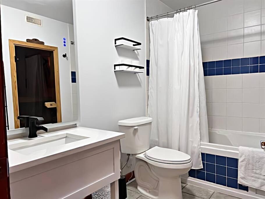 Tremblant Les Eaux 227-1 By Escapades Tremblant Apartment Mont-Tremblant Bagian luar foto